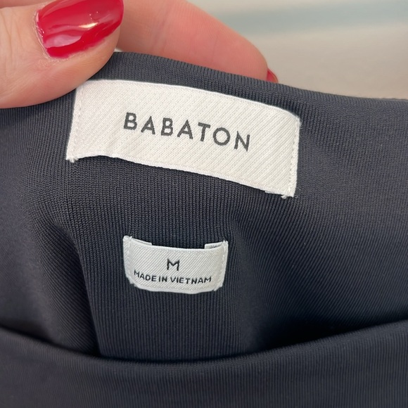 Aritzia Babaton Contour Squareneck Long Sleeve Bodysuit - Picture 5 of 13